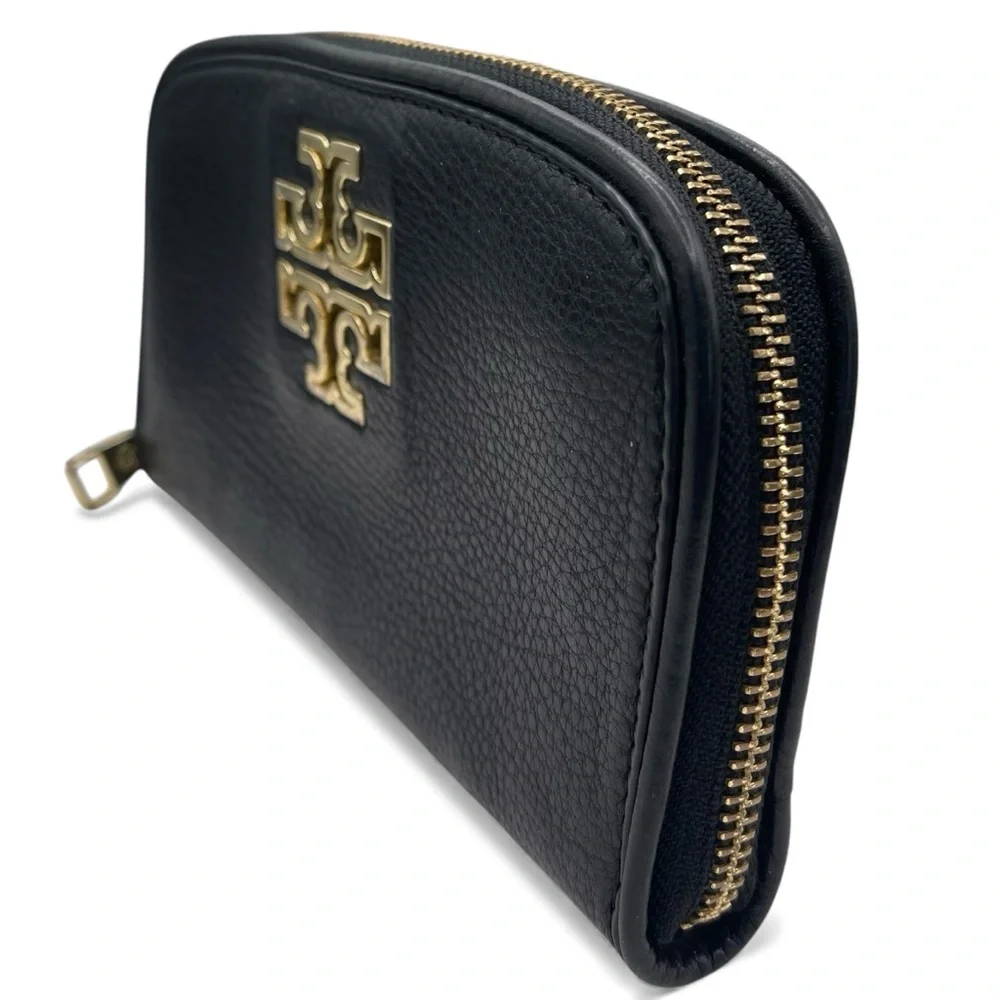 🎉 HP! ❤️ Tory Burch Black Pebbled Britten Continental Wallet